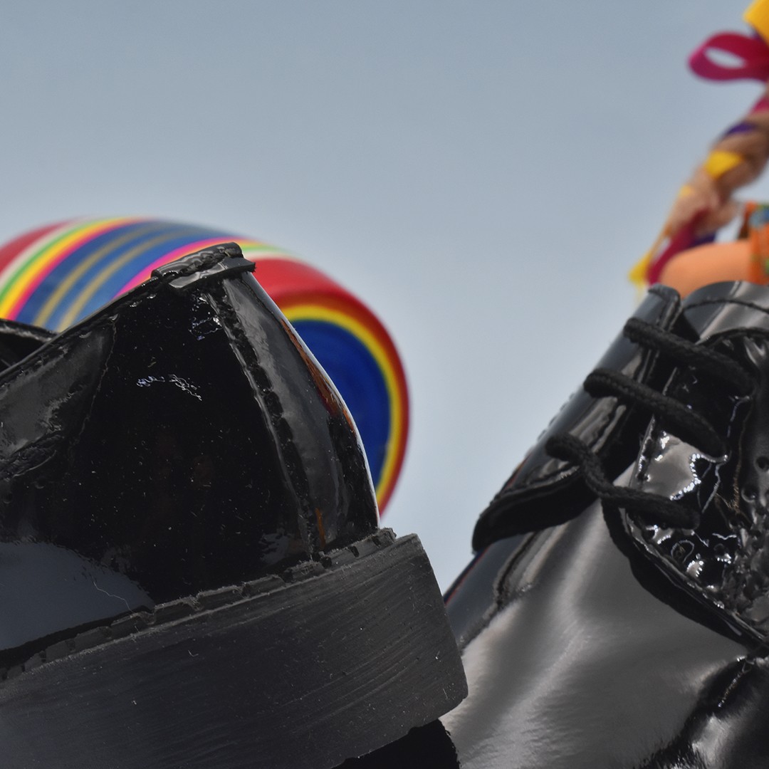 Children's patent-leather black shoes Model 400