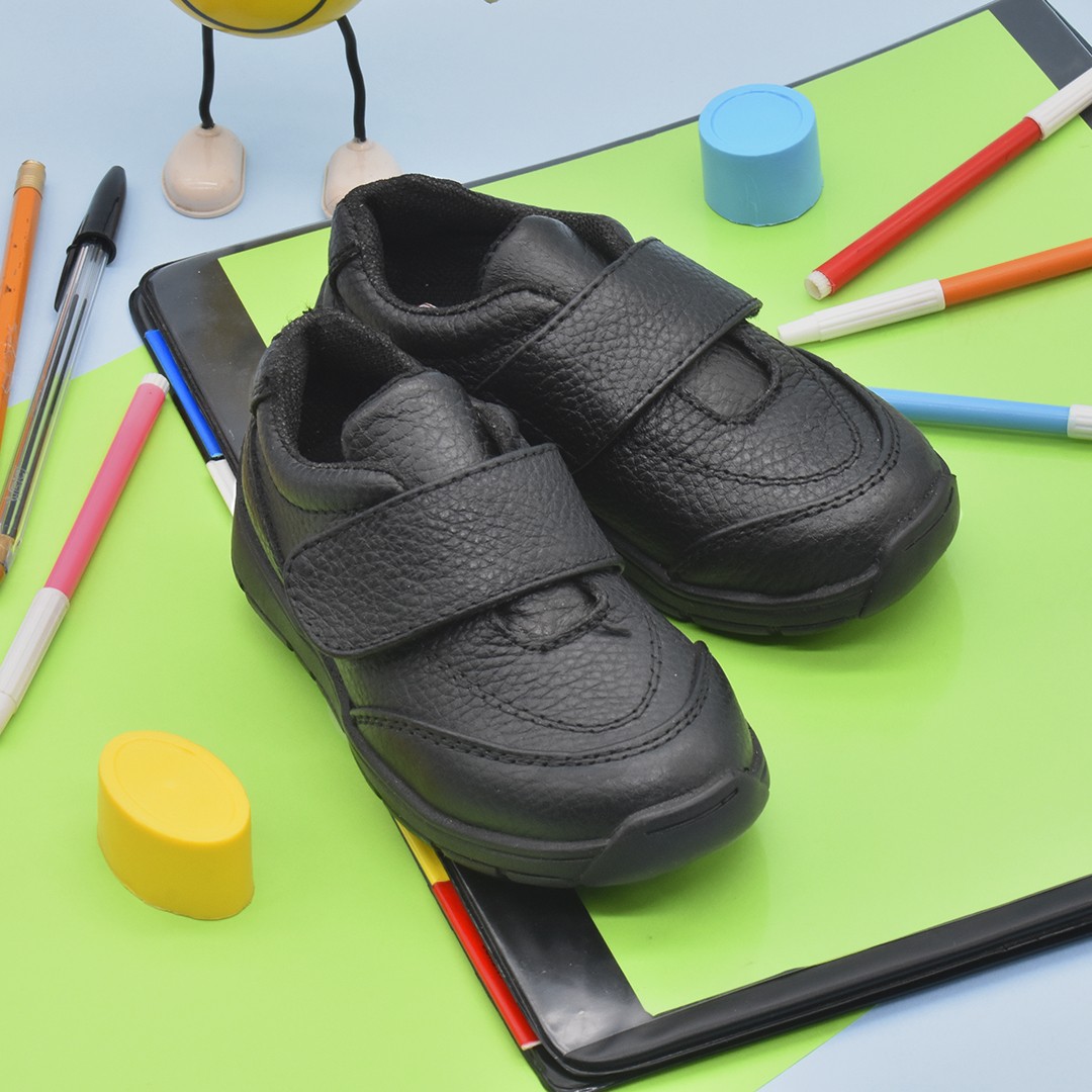 Children's Black shoes Model 533