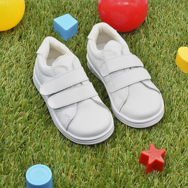Children's white tennis Model 831