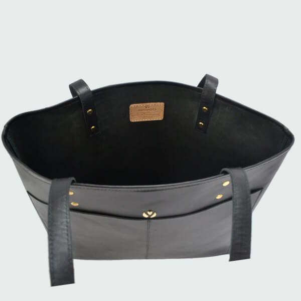 Queen Challenger Black Bag