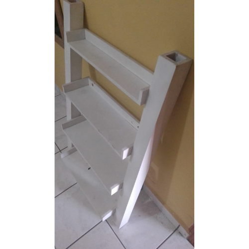 Small Decorative Ladder Shelf